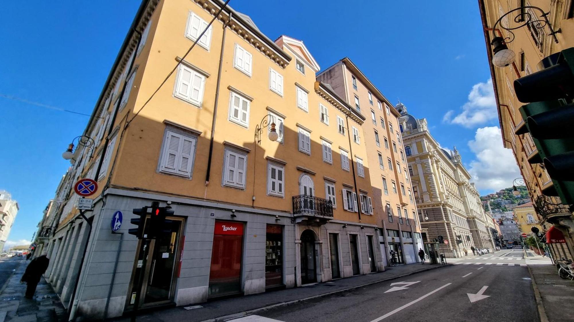 Roma 24 Apartment Trieste Exterior photo